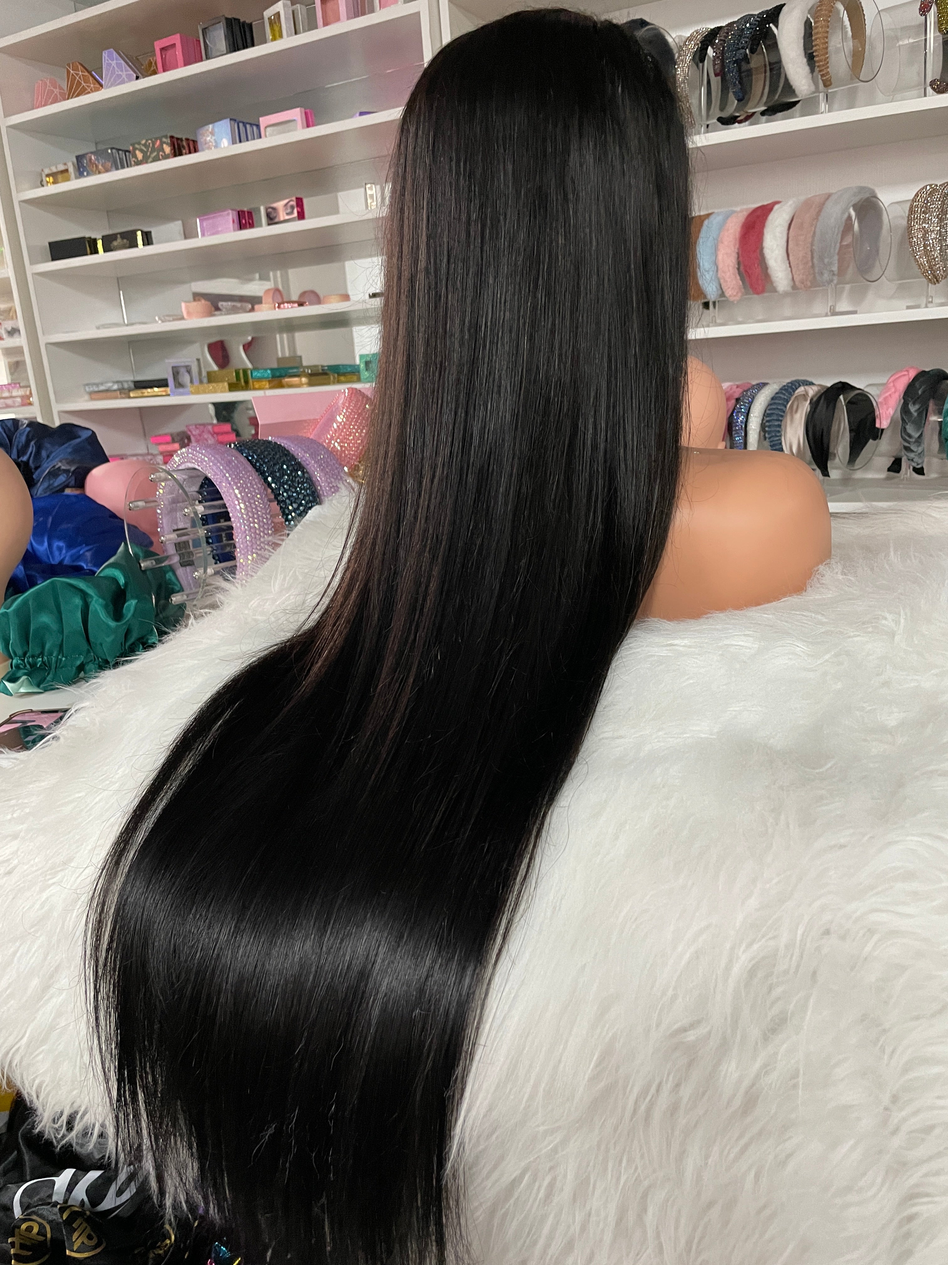 32-40 inch Long Wigs